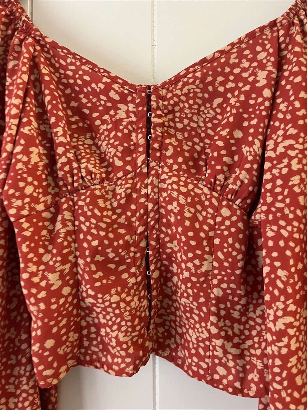 Womens Off-Shoulder Long Sleeve Crop Top - Rust Spot Print - Picture 7 of 13